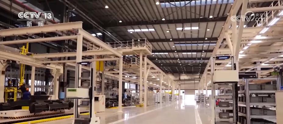 工業(yè)互聯(lián)網(wǎng)規(guī)?；l(fā)展 技術(shù)推廣服務(wù)助力45個(gè)國(guó)民經(jīng)濟(jì)大類深度融合